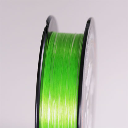 Плетенка для спиннинга Xbraid Upgrade X8. Вид на катушке